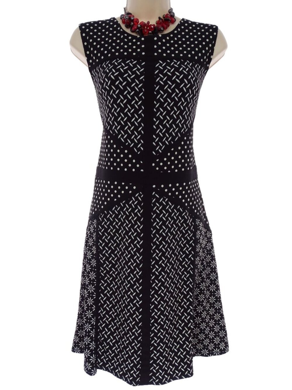 Taylor Black & White Mixed Print Sleeveless Dress Size 8 Spring‎ Summer Stretch